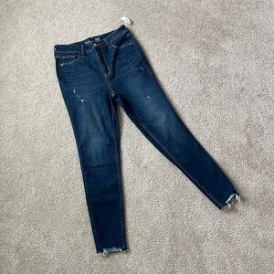 Old Navy Women's Rockstar Super Skinny Extra High Rise Denim Jeans Size 6 NWT